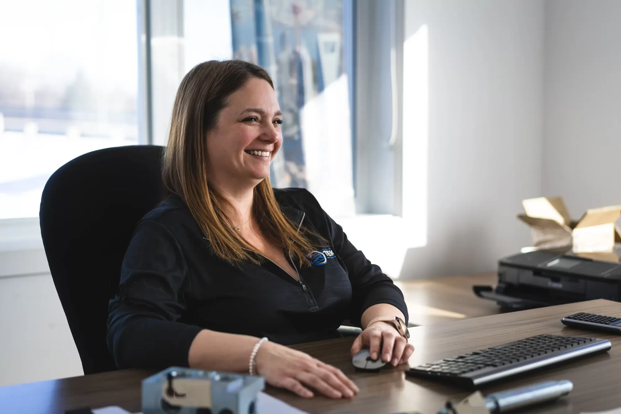 team_canada_14 - KARINE - Supply Chain and Logictics Coordinator - Coordinatrice Approvisionnement et Logistique