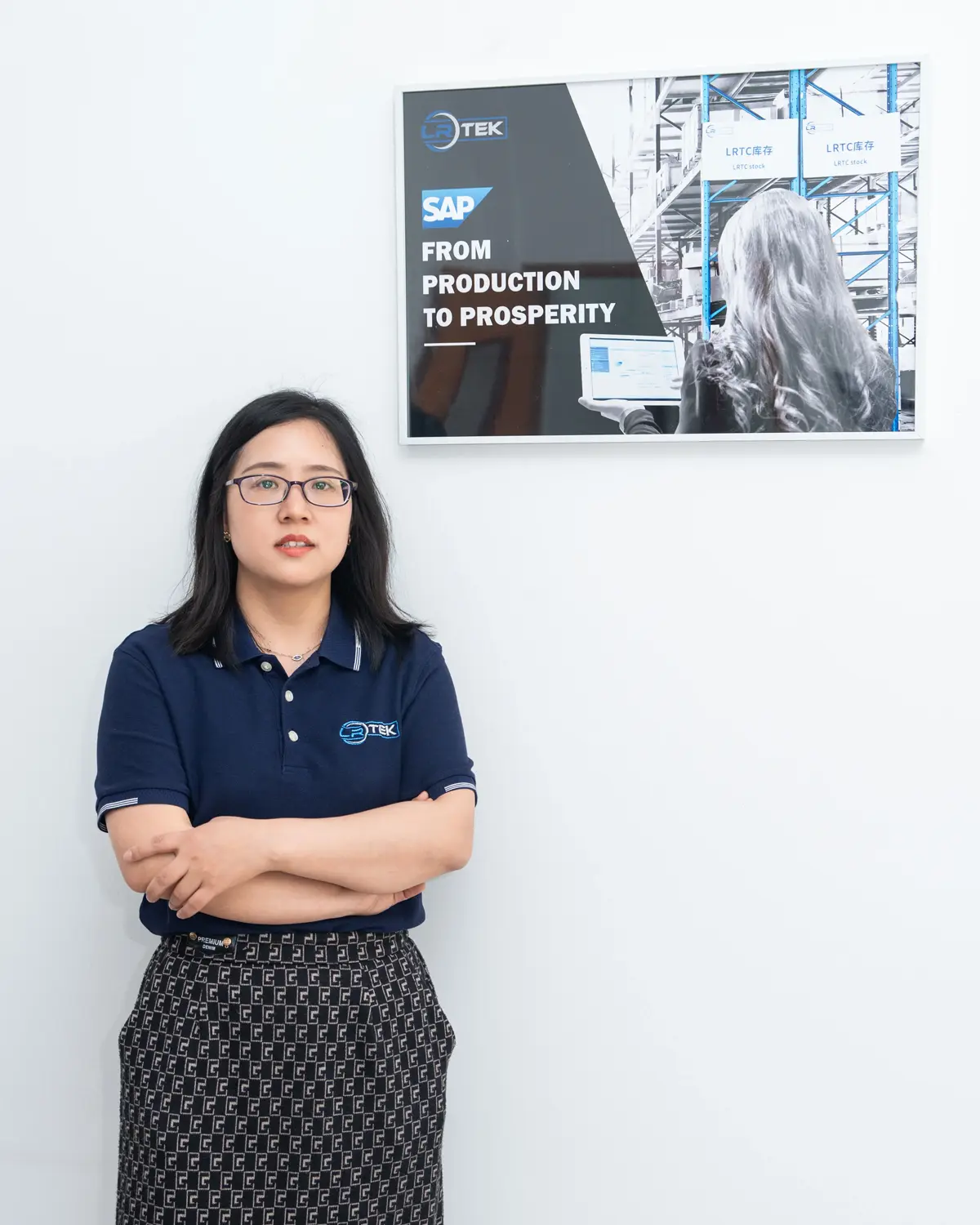 team_china_3 - ANNIE - HR and Sourcing Manager - Responsable RH et Achats